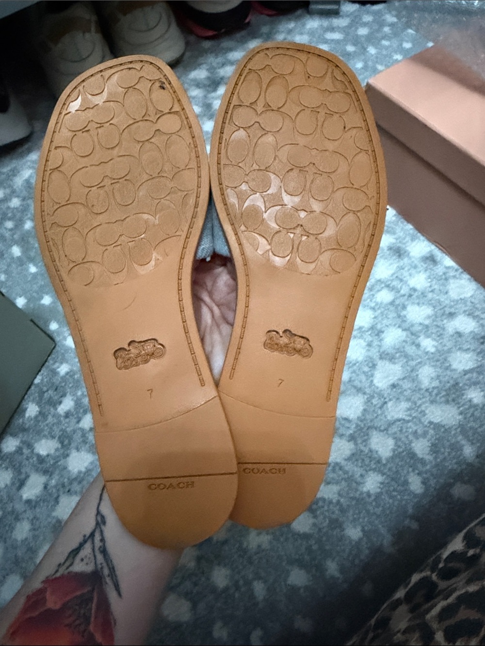 Coach Denim Cherry Slide Sandals - Light Blue & Tan🚨‼️ FINAL DROP!! - Picture 6 of 7